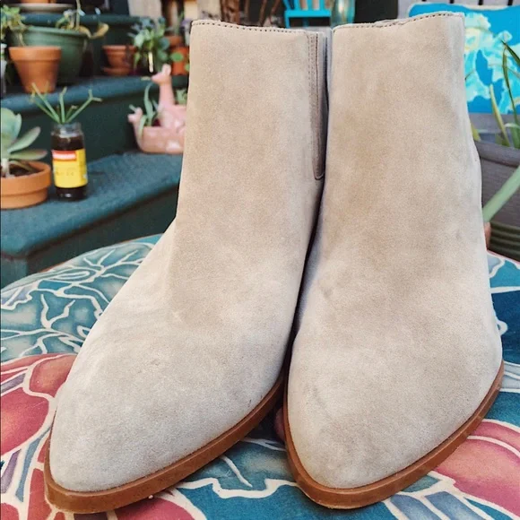 1. State Camel Colored “Jemore” Booties, size 11M - Picture 2 of 16